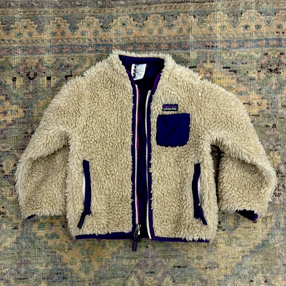 Girls 3T Patagonia Retro fleece jacket.